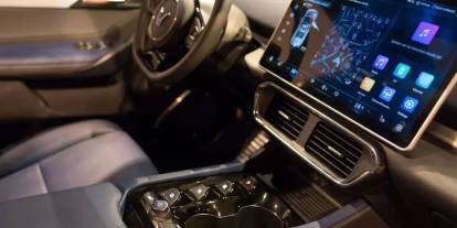 Trafikte yeni dönem: Multimedya ekranı kullananlara ağır ceza