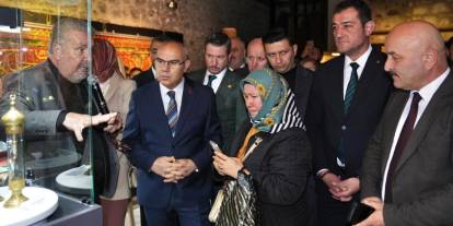 Giresun Belediye Başkanı Köse “Mukaddes Emanetler” sergisinin açılışına katıldı