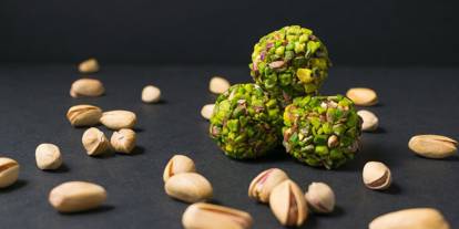 Çocuk atıştırmalığında skandal: 'Fıstıklı' topların içinden bezelye çıktı