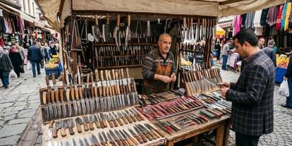 Karşıyaka’da pazar yerlerinde kesici alet satışı yasaklandı