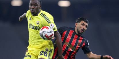 Fenerbahçe Karagümrük deplasmanında 2-0 yenildi