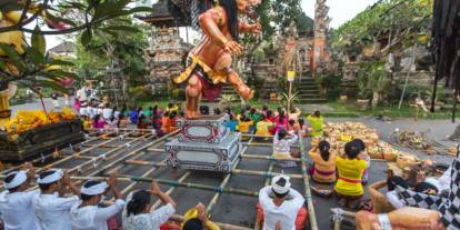 Bali 1 günlüğüne sessizliğe büründü: Yollar boş, işletmeler kapalı