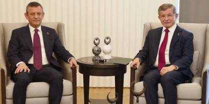 Özgür Özel'den Ahmet Davutoğlu'na özel teşekkür: 165 kız çocuğu hayatını kaybetmişti