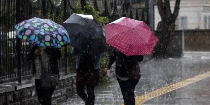 Meteoroloji’den 10 il için sarı kodlu uyarı: Sağanak, kar ve fırtına etkili olacak