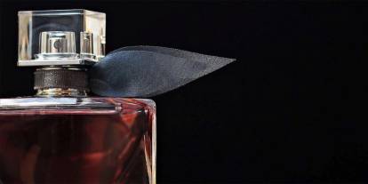 Pahalı parfümde tercih azaldı: Muadil satışları milyarlarca dolara ulaştı!