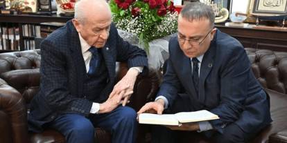 İstifa sonrası dikkat çeken paylaşım! İzzet Ulvi Yönter'den Devlet Bahçeli mesajı