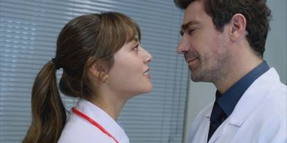 Doktor Başka Hayatta dizisinde kriz: Senarist Pınar Bulut projeden ayrıldı