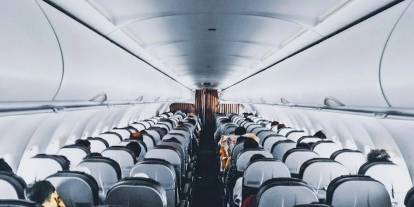 Uçakta 'canlı bomba' şakası yapmıştı: Pahalıya patladı