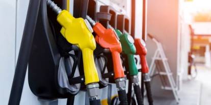 Benzin fiyatlarında 2022'den bu yana bir ilk