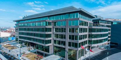 Üsküdar Belediyesi'ne operasyon: 20 kişi gözaltına alındı