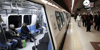 Mecidiyeköy metrosunda intihar girişimi: Seferler aksadı