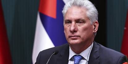 Küba liderinden ABD’ye net mesaj: Bizim sözlüğümüzde teslim olmak yok