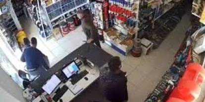 Antalya’da peş peşe sallandı: Deprem anı böyle kaydedildi