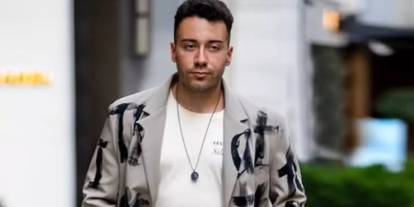 Okul saldırıları sonrası Enes Batur'dan flaş karar