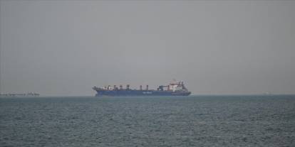 Hürmüz’de enerji kördüğümü: LNG tankerleri rotayı kırdı, silah sesleri duyuldu!