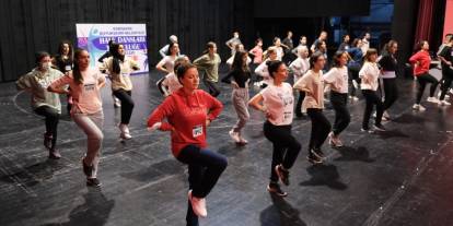 Eskişehir Büyükşehir’de halk dansları topluluğu için seçmeler başladı