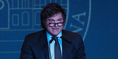 Javier Milei’nin koltuğu sarsılıyor: Arjantin’de halk desteği neden dibe vurdu? İşte son durum…