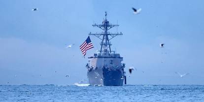 ABD Donanma Sekreteri John Phelan görevinden ayrıldı: Pentagon’daki sürpriz istifanın perde arkasında ne var?