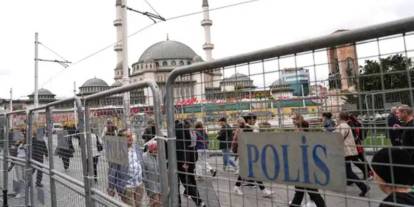 Taksim'e ulaşım durduruldu: Metro ve füniküler ikinci duyuruya kadar kapalı