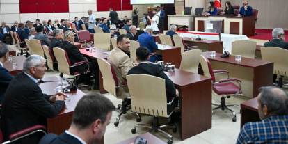 Yüreğir’de kritik seçim: Başkanvekilliğini CHP kazandı