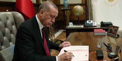 Emniyet ve bürokraside gece yarısı kararnamesi: Emniyet Genel Müdürü ile 4 ilde valiler değişti