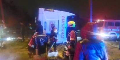 Balıkesir'de yolcu otobüsü devrildi: Çok sayıda ölü ve yaralı var