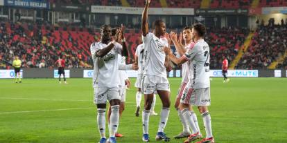 Kara kartal Gaziantep FK'yi 2 golle avladı