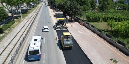 Bursa’da İstanbul Yolu’nda asfalt yenileme çalışmaları sürüyor
