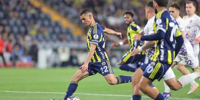 Kadıköy'de 6 gollü çılgın düello: Fenerbahçe evinde Eyüpspor ile yenişemedi
