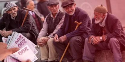 Emeklilere yüzde 50 zam iddiası! Kulisler bu söylentiyi konuşuyor