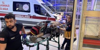 Halı saha kavgası 3 ile sıçradı: Çok sayıda yaralı var