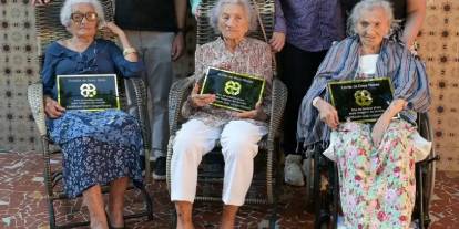 Dünyanın en yaşlı kız kardeşleri bilim insanlarının gözdesi oldu: Toplam 316 yaşındalar