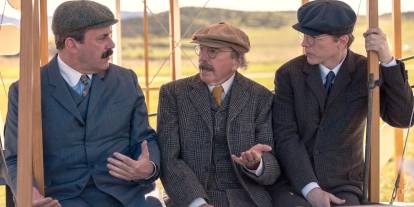 HBO'nun yeni komedi dizisi izlenme listelerini altüst etti!