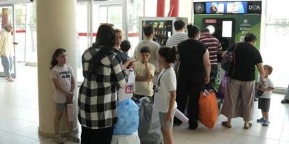 Depozito İade Sistemi başladı! 1 TL için uzun kuyruklar oluştu
