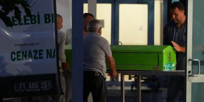 Kırıkkale'de kan donduran olay: Babasını öldürüp parçaladı tuvalete gömdü