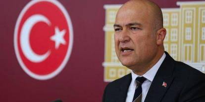 CHP'de ilk istifa: İzmir Milletvekili Murat Bakan istifasını duyurdu