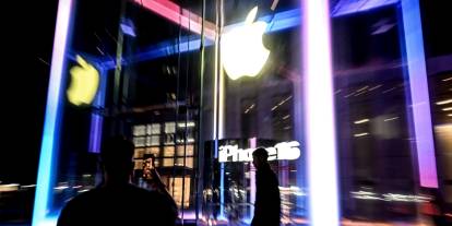 Apple gelir rekoru kırdı ama... Trump’ın vergi planı 1,1 milyar dolarlık tehdit getirdi