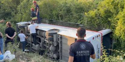 Samsun’da yolcu otobüsü devrildi! Çok sayıda yaralı var
