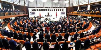 Terörsüz Türkiye sürecinde kritik eşik: 'Çerçeve yasa' teklifi komisyonda kabul edildi