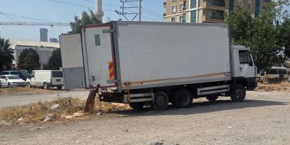 Bayraklı’da kaçak döküme suçüstü
