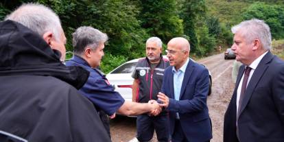 Giresun Belediyesi’nden selden etkilenen ilçelere destek