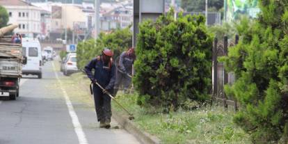 Giresun’da yol ve kaldırımlarda temizlik çalışması