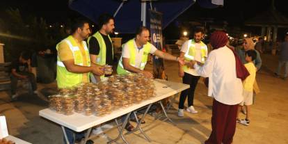 Antalya’da Mevlit Kandili’nde 19 ilçede lokma ikramı