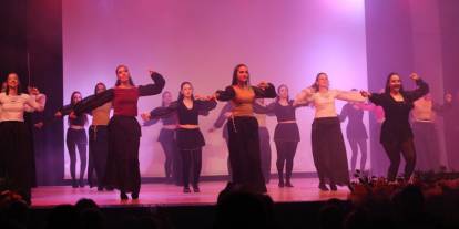Karşıyaka’da gençler için ücretsiz halk dansları kursu