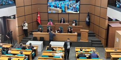 Üsküdar’da başkan vekili seçimi başladı: İki aday yarışıyor