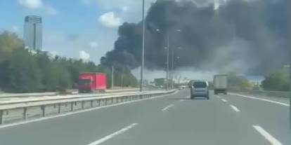 TEM Otoyolu'nda seyir halindeki TIR alev alev yandı