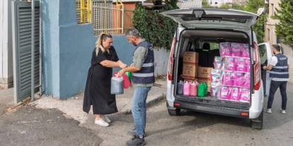 İzmir Büyükşehir’den okullara düzenli hijyen desteği