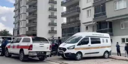 Boşanma aşamasındaki çift ölü bulundu! Evden “Siyanür var, girmeyin” notu çıktı