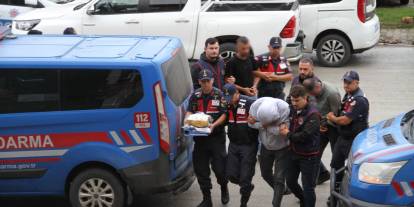 Samsun’da 73 yaşındaki adama “kargo” tuzağı: 17 milyon liralık senet iddiası