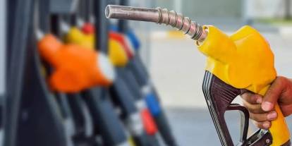 İndirim bir gün sürdü: Motorine yeniden zam geldi